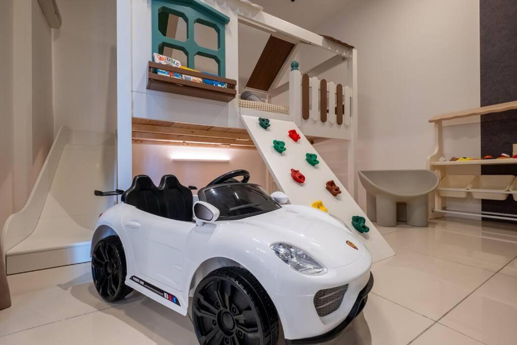 Apartment Retrojazz Kids House 15pax 4room Kuala Lumpur