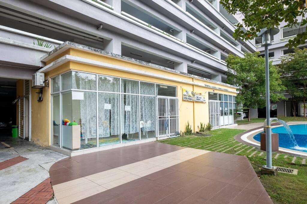 Apartment Retrojazz Kids House 15pax 4room